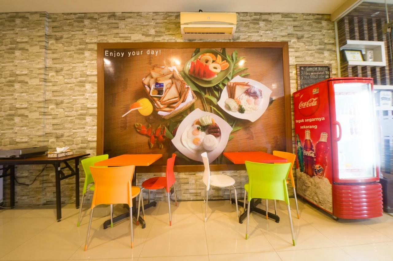 Budget Hotel Ambon Extérieur photo